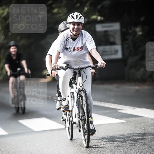 13.09.2026 - Stadtparktriathlon H.Heesch http://msf.ph/oto/10279501 13.09.2026 10:45:40 Radfahren 248, 385, 414, 427, 433, 460, 494, 563 meine-sportfotos.de