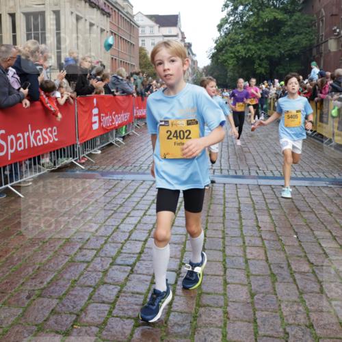 13.09.2026 - Kiel Lauf Yannick Fuchs http://msf.ph/oto/10279509 13.09.2026 08:52:34 Ziel 2613, 3782, 5075, 6517, 7881, 7894, 10396, 10779, 12460, 1647, 1809, 2015, 3178, 3392, 3538, 3557, 3871, 5810, 6372, 6517, 6937, 7034, 8477, 8736, 9381, 10102, 10826, 11608, 11752, 1799, 2402, 2609, 4158, 4668, 5121, 5147, 5334, 5405, 6210, 6283, 7025, 7423, 7611, 8745, 10024, 10414, 10991, 11248, 12397, 12454, 12488, 2020, 3392, 3538, 3557, 5810, 6205, 7171 meine-sportfotos.de