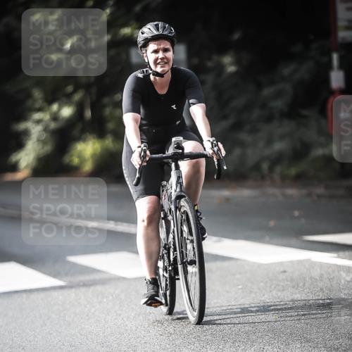 13.09.2026 - Stadtparktriathlon H.Heesch http://msf.ph/oto/10279513 13.09.2026 10:45:42 Radfahren 248, 385, 414, 427, 494, 543, 550, 563 meine-sportfotos.de