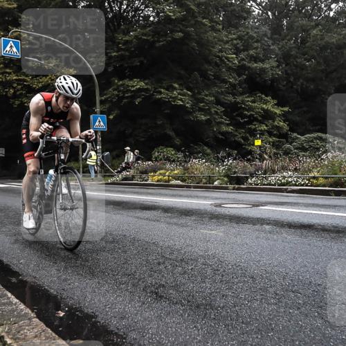 13.09.2026 - Stadtparktriathlon H.Heesch http://msf.ph/oto/10279514 13.09.2026 09:01:19 Radfahren 10, 20, 75, 101, 104, 117, 128 meine-sportfotos.de