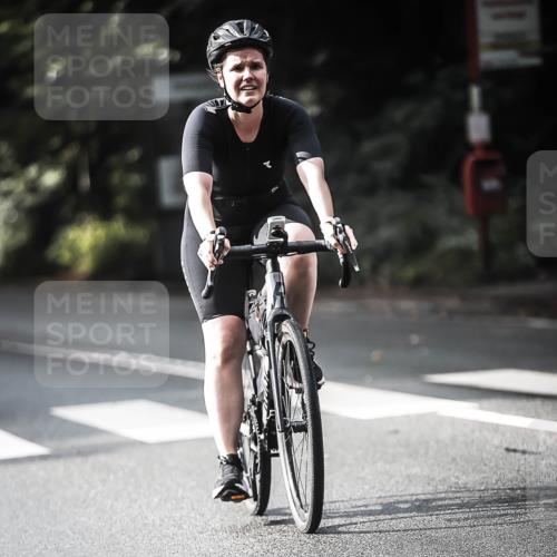 13.09.2026 - Stadtparktriathlon H.Heesch http://msf.ph/oto/10279516 13.09.2026 10:45:42 Radfahren 248, 385, 414, 427, 494, 543, 550, 563 meine-sportfotos.de