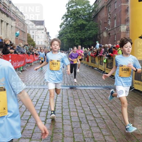 13.09.2026 - Kiel Lauf Yannick Fuchs http://msf.ph/oto/10279531 13.09.2026 08:52:35 Ziel 1799, 2613, 3782, 5075, 7881, 7894, 10396, 10779, 12460, 1647, 1809, 2015, 3178, 3392, 3538, 3557, 3871, 5810, 6372, 6517, 6937, 7034, 8477, 8736, 9381, 10102, 10826, 11608, 11752, 2402, 2609, 4158, 4668, 5121, 5147, 5334, 5405, 6210, 6283, 7025, 7423, 7611, 8745, 10024, 10414, 10991, 11248, 12397, 12454, 12488, 3392, 3538, 3557, 5810, 6205, 6372, 7171 meine-sportfotos.de