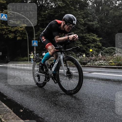 13.09.2026 - Stadtparktriathlon H.Heesch http://msf.ph/oto/10279548 13.09.2026 09:01:59 Radfahren 47, 51, 64, 70, 122 meine-sportfotos.de