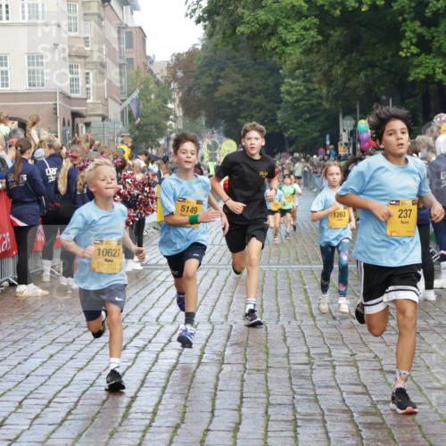 13.09.2026 - Kiel Lauf Yannick Fuchs http://msf.ph/oto/10279549 13.09.2026 08:52:38 Ziel 1799, 2613, 3782, 5075, 5121, 5334, 7881, 7894, 8745, 10396, 10779, 12460, 1647, 1809, 2015, 3178, 3871, 6372, 6517, 6937, 7034, 7881, 8477, 8736, 9381, 10102, 10826, 11608, 11752, 237, 1263, 2402, 2609, 4158, 4668, 5147, 5149, 5405, 6210, 6283, 7025, 7423, 7611, 10024, 10414, 10627, 10991, 11248, 11706, 12397, 12454, 12488, 3392, 3538, 3557, 5810, 6372, 10826, 11608 meine-sportfotos.de