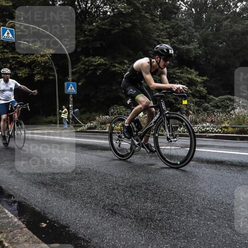13.09.2026 - Stadtparktriathlon H.Heesch http://msf.ph/oto/10279559 13.09.2026 09:02:03 Radfahren 23, 51, 56, 64, 113, 122 meine-sportfotos.de