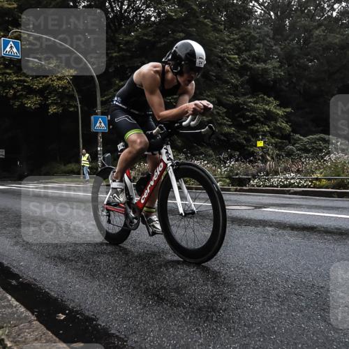 13.09.2026 - Stadtparktriathlon H.Heesch http://msf.ph/oto/10279574 13.09.2026 09:02:20 Radfahren 24 meine-sportfotos.de