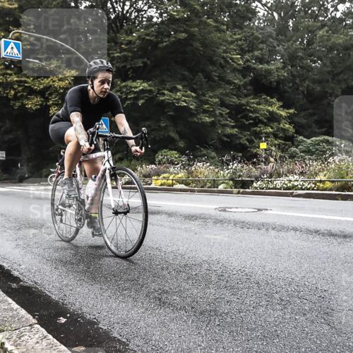 13.09.2026 - Stadtparktriathlon H.Heesch http://msf.ph/oto/10279585 13.09.2026 10:26:42 Radfahren 221, 225, 251, 269, 292, 345, 463 meine-sportfotos.de