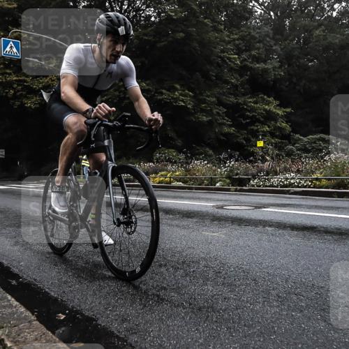 13.09.2026 - Stadtparktriathlon H.Heesch http://msf.ph/oto/10279587 13.09.2026 09:02:42 Radfahren 19, 54, 57 meine-sportfotos.de