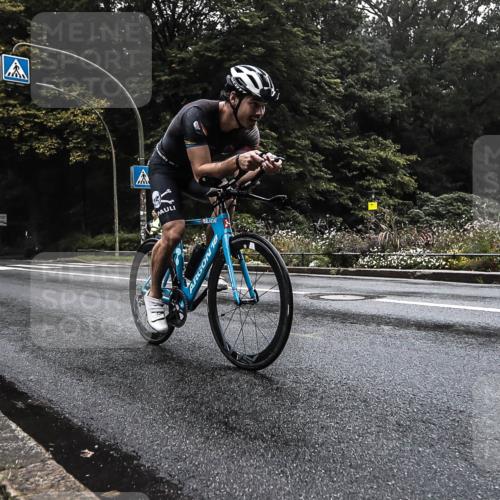 13.09.2026 - Stadtparktriathlon H.Heesch http://msf.ph/oto/10279628 13.09.2026 09:04:11 Radfahren 62, 98, 103 meine-sportfotos.de