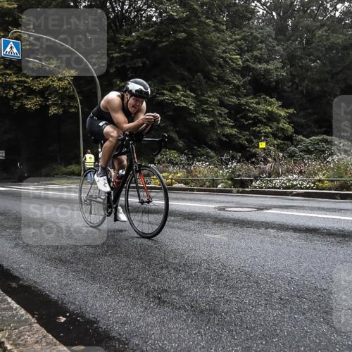 13.09.2026 - Stadtparktriathlon H.Heesch http://msf.ph/oto/10279650 13.09.2026 09:04:37 Radfahren 15, 22, 35, 145, 152 meine-sportfotos.de