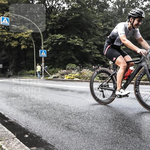 13.09.2026 - Stadtparktriathlon H.Heesch http://msf.ph/oto/10279660 13.09.2026 10:27:34 Radfahren 437 meine-sportfotos.de
