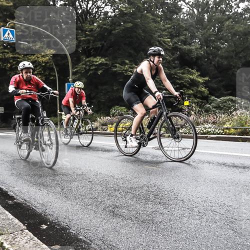 13.09.2026 - Stadtparktriathlon H.Heesch http://msf.ph/oto/10279699 13.09.2026 10:28:22 Radfahren 253, 270, 273, 286, 383, 434 meine-sportfotos.de