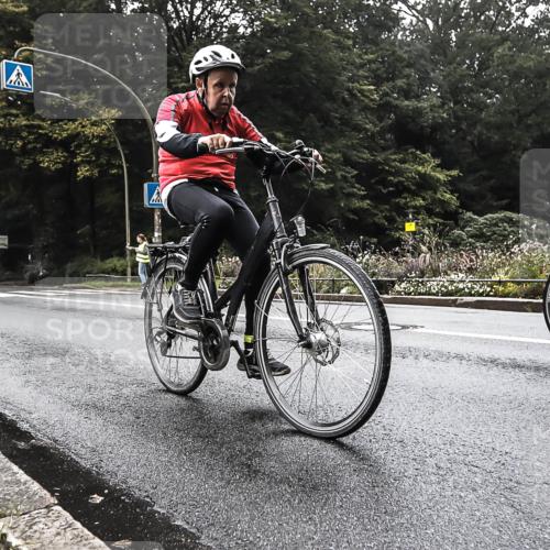 13.09.2026 - Stadtparktriathlon H.Heesch http://msf.ph/oto/10279706 13.09.2026 10:28:23 Radfahren 253, 270, 273, 286, 372, 383, 434 meine-sportfotos.de