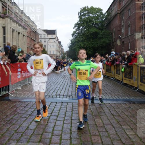 13.09.2026 - Kiel Lauf Yannick Fuchs http://msf.ph/oto/10279713 13.09.2026 08:52:49 Ziel 1799, 2402, 2609, 4158, 4668, 5121, 5147, 5334, 5405, 6210, 6283, 7025, 7423, 7611, 7894, 8745, 10024, 10414, 10991, 11248, 12397, 12454, 12488, 1647, 1809, 2613, 3782, 3871, 5075, 6517, 6937, 7881, 7894, 9381, 10102, 10396, 10779, 11752, 12460, 237, 1263, 4756, 5149, 5342, 5373, 6579, 7085, 8018, 8510, 8601, 10627, 11706, 2015, 3178, 3871, 6937, 7034, 8477, 8736, 10102, 11752 meine-sportfotos.de