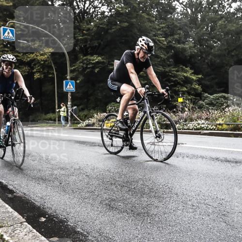 13.09.2026 - Stadtparktriathlon H.Heesch http://msf.ph/oto/10279728 13.09.2026 10:28:32 Radfahren 247, 267, 376, 378, 414 meine-sportfotos.de