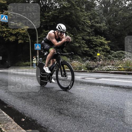 13.09.2026 - Stadtparktriathlon H.Heesch http://msf.ph/oto/10279744 13.09.2026 09:05:39 Radfahren 4, 17, 63, 131 meine-sportfotos.de