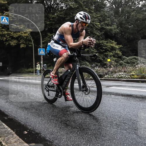 13.09.2026 - Stadtparktriathlon H.Heesch http://msf.ph/oto/10279750 13.09.2026 09:05:44 Radfahren 31, 63, 121 meine-sportfotos.de