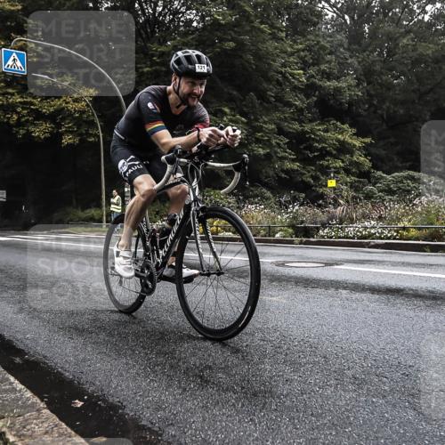 13.09.2026 - Stadtparktriathlon H.Heesch http://msf.ph/oto/10279755 13.09.2026 09:05:48 Radfahren 40, 121 meine-sportfotos.de