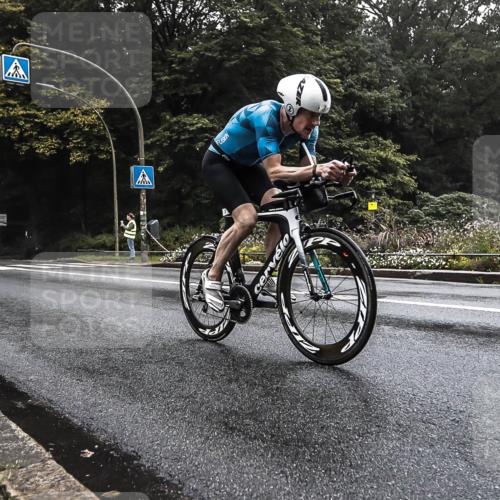 13.09.2026 - Stadtparktriathlon H.Heesch http://msf.ph/oto/10279766 13.09.2026 09:06:01 Radfahren 2, 69, 96 meine-sportfotos.de