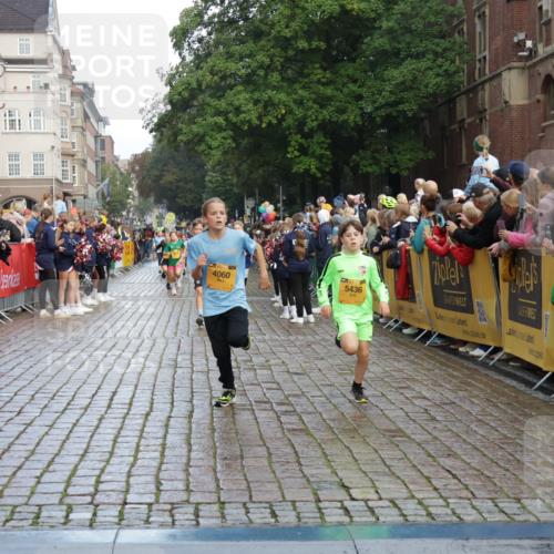 13.09.2026 - Kiel Lauf Yannick Fuchs http://msf.ph/oto/10279783 13.09.2026 08:52:55 Ziel 237, 1263, 2402, 2609, 4158, 4668, 5147, 5149, 5373, 5405, 6210, 6283, 7025, 7423, 7611, 10024, 10414, 10627, 10991, 11248, 11706, 12397, 12454, 12488, 1647, 1799, 1809, 2613, 3782, 4158, 4668, 5075, 5121, 5334, 6517, 7881, 7894, 8745, 9381, 10396, 10779, 12460, 2985, 3316, 4060, 4756, 5342, 5436, 6579, 7085, 8018, 8510, 8601, 10390, 1647, 1809, 3871, 6937, 9381, 10102, 11752 meine-sportfotos.de