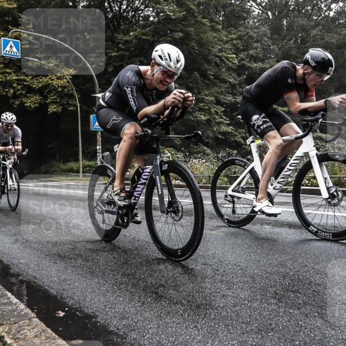 13.09.2026 - Stadtparktriathlon H.Heesch http://msf.ph/oto/10279800 13.09.2026 09:06:30 Radfahren 43, 61, 77, 92, 110 meine-sportfotos.de