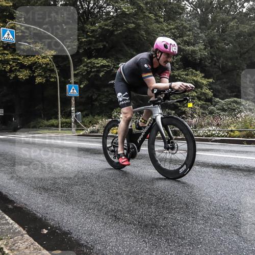 13.09.2026 - Stadtparktriathlon H.Heesch http://msf.ph/oto/10279809 13.09.2026 09:06:44 Radfahren 102, 141 meine-sportfotos.de