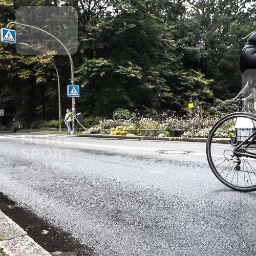 13.09.2026 - Stadtparktriathlon H.Heesch http://msf.ph/oto/10279840 13.09.2026 10:30:35 Radfahren 363, 413 meine-sportfotos.de