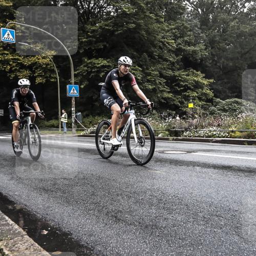 13.09.2026 - Stadtparktriathlon H.Heesch http://msf.ph/oto/10279843 13.09.2026 09:06:54 Radfahren 33, 84, 108, 112, 153 meine-sportfotos.de