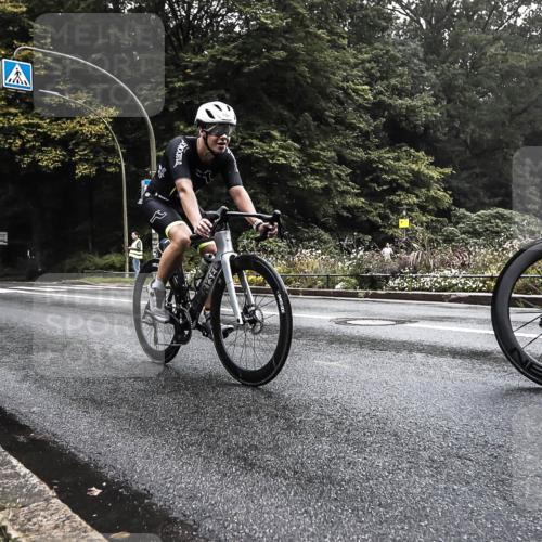 13.09.2026 - Stadtparktriathlon H.Heesch http://msf.ph/oto/10279847 13.09.2026 09:06:54 Radfahren 33, 84, 108, 112, 153 meine-sportfotos.de