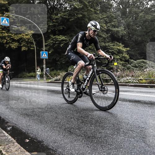 13.09.2026 - Stadtparktriathlon H.Heesch http://msf.ph/oto/10279856 13.09.2026 09:07:03 Radfahren 1, 82, 105, 130 meine-sportfotos.de