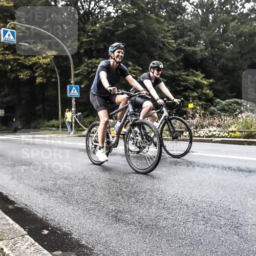 13.09.2026 - Stadtparktriathlon H.Heesch http://msf.ph/oto/10279857 13.09.2026 10:30:57 Radfahren 307, 357, 422, 428, 457 meine-sportfotos.de