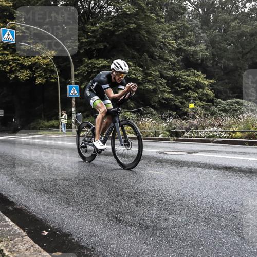 13.09.2026 - Stadtparktriathlon H.Heesch http://msf.ph/oto/10279858 13.09.2026 09:07:03 Radfahren 1, 82, 105, 130 meine-sportfotos.de