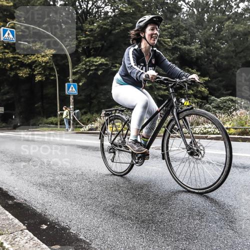 13.09.2026 - Stadtparktriathlon H.Heesch http://msf.ph/oto/10279868 13.09.2026 10:31:13 Radfahren 252, 296, 326 meine-sportfotos.de