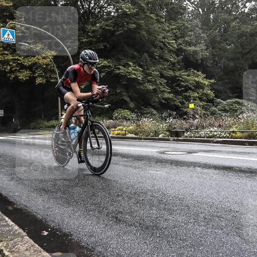 13.09.2026 - Stadtparktriathlon H.Heesch http://msf.ph/oto/10279884 13.09.2026 09:07:20 Radfahren 30, 32, 99, 158 meine-sportfotos.de