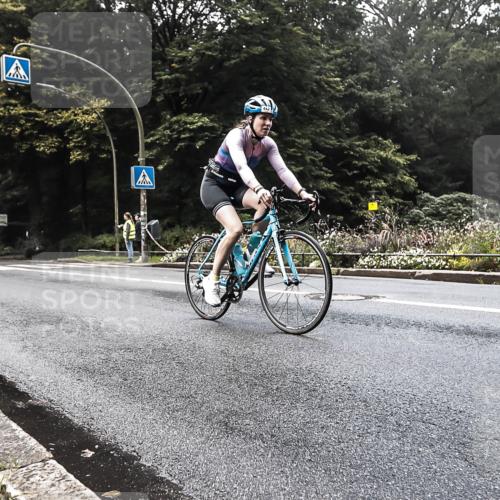 13.09.2026 - Stadtparktriathlon H.Heesch http://msf.ph/oto/10279889 13.09.2026 10:31:41 Radfahren 401, 442 meine-sportfotos.de