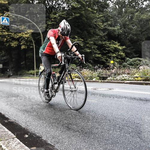 13.09.2026 - Stadtparktriathlon H.Heesch http://msf.ph/oto/10279903 13.09.2026 10:32:07 Radfahren 271, 371 meine-sportfotos.de