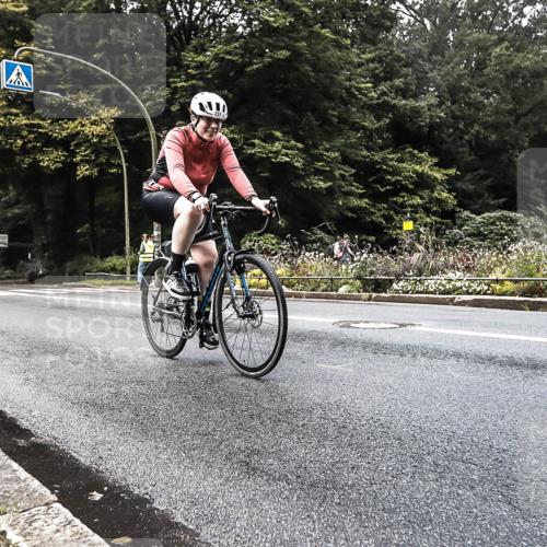 13.09.2026 - Stadtparktriathlon H.Heesch http://msf.ph/oto/10279909 13.09.2026 10:32:16 Radfahren 231, 387 meine-sportfotos.de
