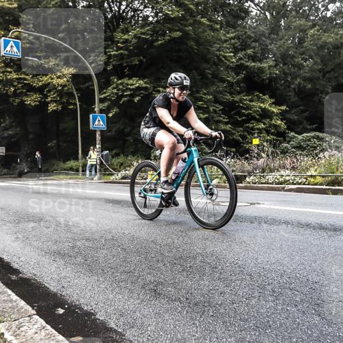 13.09.2026 - Stadtparktriathlon H.Heesch http://msf.ph/oto/10279912 13.09.2026 10:32:24 Radfahren 404, 431 meine-sportfotos.de
