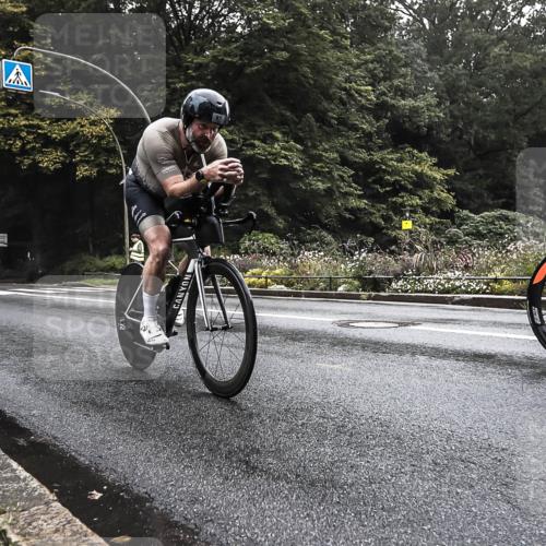 13.09.2026 - Stadtparktriathlon H.Heesch http://msf.ph/oto/10279918 13.09.2026 09:07:35 Radfahren 81, 143 meine-sportfotos.de