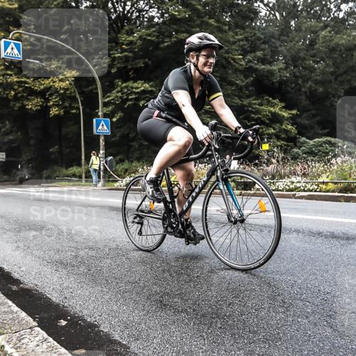 13.09.2026 - Stadtparktriathlon H.Heesch http://msf.ph/oto/10279926 13.09.2026 10:32:41 Radfahren 409, 456 meine-sportfotos.de