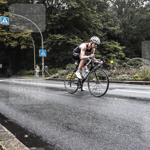 13.09.2026 - Stadtparktriathlon H.Heesch http://msf.ph/oto/10279931 13.09.2026 09:07:43 Radfahren 75, 88, 142, 154, 177 meine-sportfotos.de
