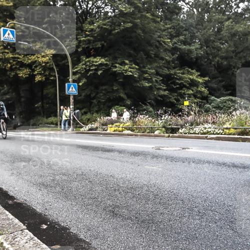 13.09.2026 - Stadtparktriathlon H.Heesch http://msf.ph/oto/10279942 13.09.2026 10:33:13 Radfahren 230, 408, 509 meine-sportfotos.de