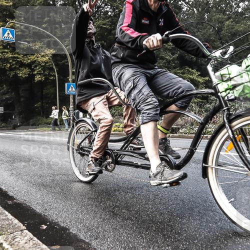13.09.2026 - Stadtparktriathlon H.Heesch http://msf.ph/oto/10279958 13.09.2026 10:33:21 Radfahren 342, 416 meine-sportfotos.de
