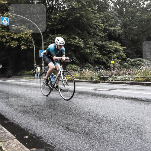 13.09.2026 - Stadtparktriathlon H.Heesch http://msf.ph/oto/10279967 13.09.2026 09:08:05 Radfahren 70, 97, 118, 184 meine-sportfotos.de