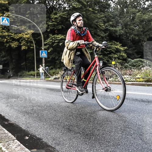 13.09.2026 - Stadtparktriathlon H.Heesch http://msf.ph/oto/10279973 13.09.2026 10:34:02 Radfahren 275, 320 meine-sportfotos.de