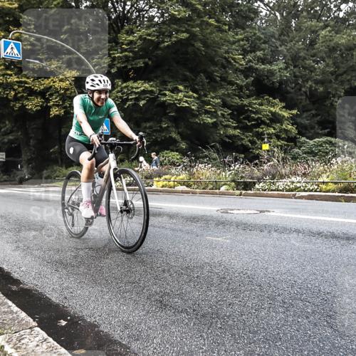 13.09.2026 - Stadtparktriathlon H.Heesch http://msf.ph/oto/10279978 13.09.2026 10:34:04 Radfahren 275, 320 meine-sportfotos.de