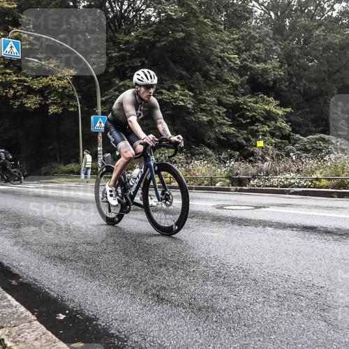13.09.2026 - Stadtparktriathlon H.Heesch http://msf.ph/oto/10279979 13.09.2026 09:08:10 Radfahren 47, 51, 70, 118, 192 meine-sportfotos.de