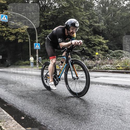 13.09.2026 - Stadtparktriathlon H.Heesch http://msf.ph/oto/10279987 13.09.2026 09:08:15 Radfahren 23, 49, 64, 147 meine-sportfotos.de