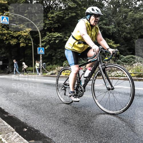 13.09.2026 - Stadtparktriathlon H.Heesch http://msf.ph/oto/10279988 13.09.2026 10:34:19 Radfahren 359, 447, 777 meine-sportfotos.de