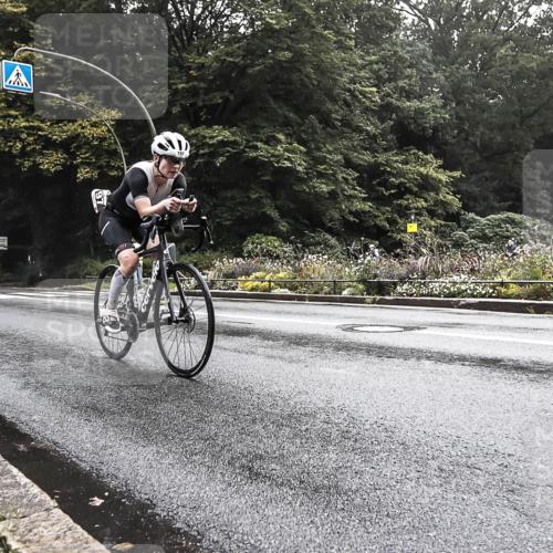 13.09.2026 - Stadtparktriathlon H.Heesch http://msf.ph/oto/10280006 13.09.2026 09:08:21 Radfahren 56, 101, 104, 147, 197 meine-sportfotos.de